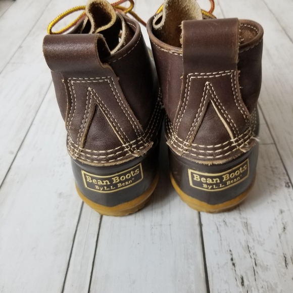 L.L. Bean Bean Boots 6\